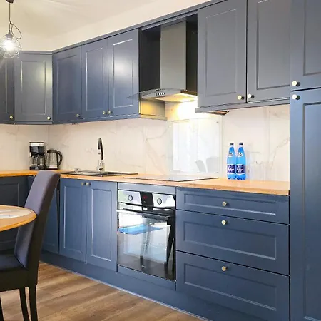 Lipova Park By Classy Apartamento Reda