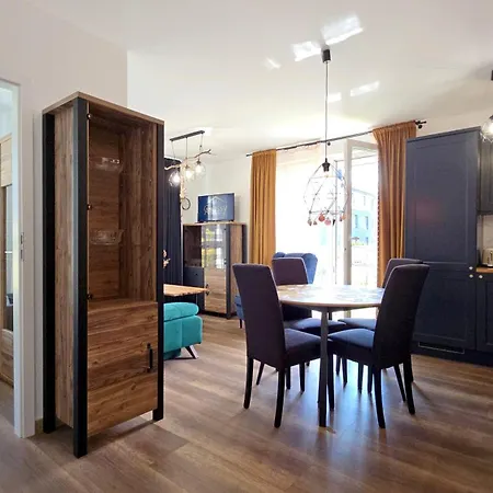 Lipova Park By Classy Apartamento *